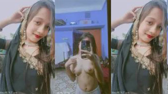 Tamil Young Girl Showing For Boyfriend – Sex Video Viral Kand
